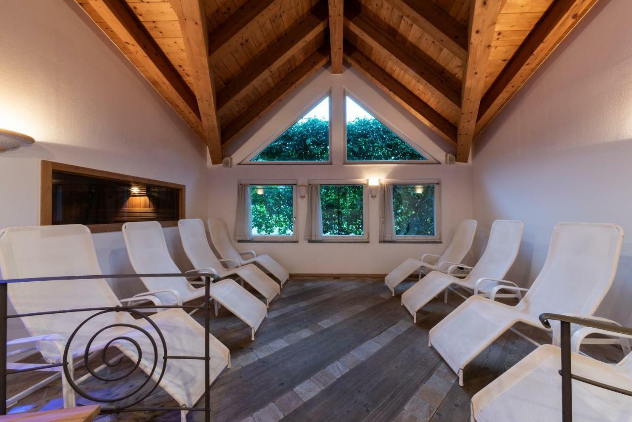 Hotel Al Sorriso Greenpark & Wellness Levico Terme Exterior foto